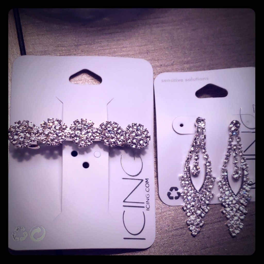Icing Earrings & Hair Clip